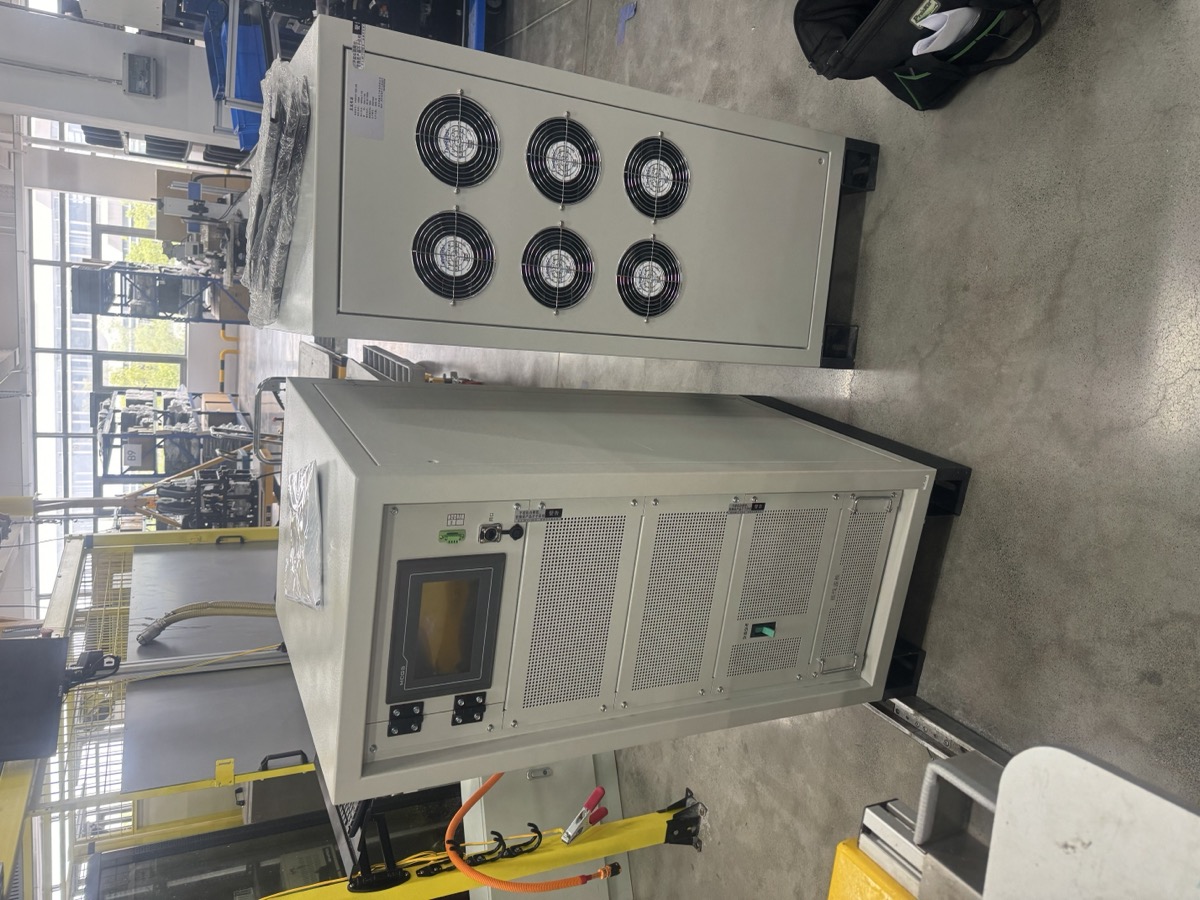 直流电源120kVA — 汽车电子测试系统